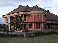 Enyati Lodge – Ngorongoro Crater