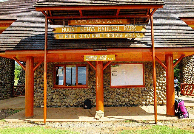 mount-kenya-climbing-2-days-1-night-trekking-trip-sirimon-gate Mount Kenya Climbing 2 Days 1 Night Trekking Trip