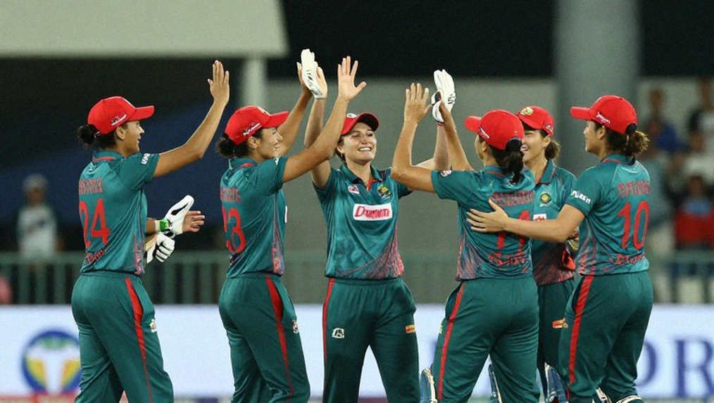 ফাঁকা ডেটা, ভরা গল্প: এশীয় ক্রিকেট বিশ্লেষণের নীরব সংকট ফাঁকা ডেটা, ভরা গল্প: এশীয় ক্রিকেট বিশ্লেষণের নীরব সংকট