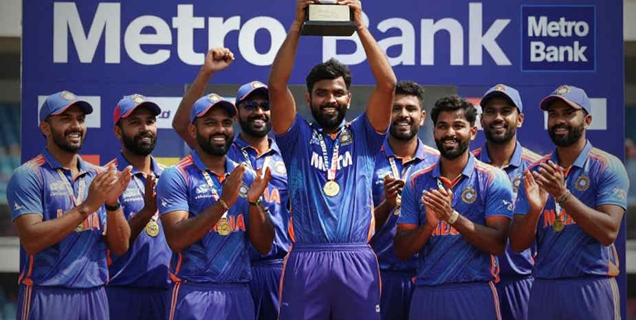 আম্পায়ারিংয়ের নীরব সংকেত: সারাহ দাম্বানেভানার অসমাপ্ত সিস্টেম