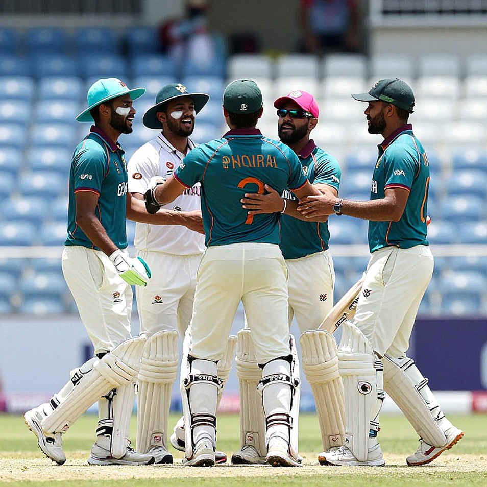 Fielding Geometry and Space Control: Analyzing Bangladesh's Middle-Over Trap Fielding Geometry and Space Control: Analyzing Bangladesh's Middle-Over Trap