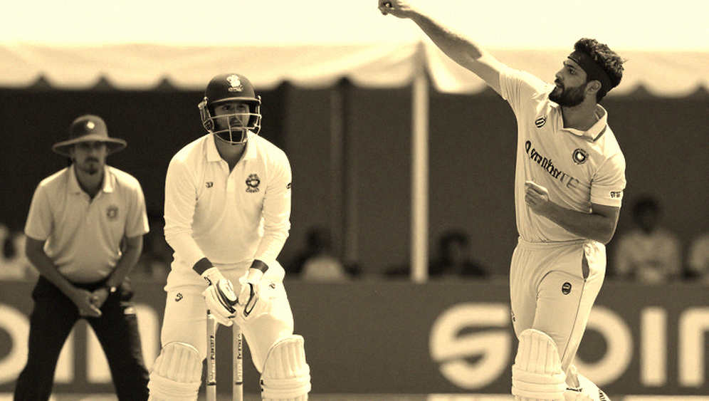 Chasing 250 in Ranchi: Shai Hope's Century, Sherfane Rutherford's Storm, and the Quiet Leak in India's Death Bowling